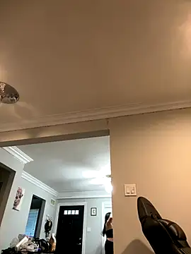 Snapshot of ThicBunz chatting on 10.06.25 ThicBunz online show from 10.06.25