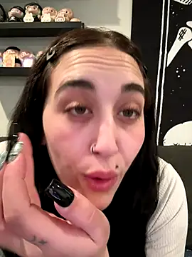 ThicBunz online show from 12.14.25