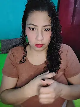 Snapshot of aixa_15 chatting on 06.26.26 aixa 15 online show from 06.26.26