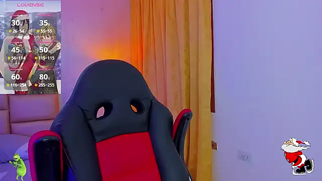 Snapshot of Nathan_Bluee chatting on 12.28.24 Nathan Bluee online show from 12.28.24