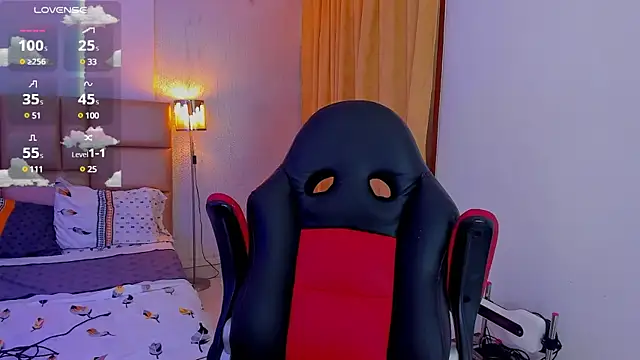 Snapshot of Nathan_Bluee chatting on 01.19.25 Nathan Bluee online show from 01.19.25