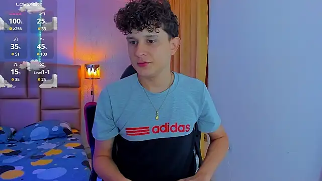 Snapshot of Nathan_Bluee chatting on 03.14.25 Nathan Bluee online show from 03.14.25