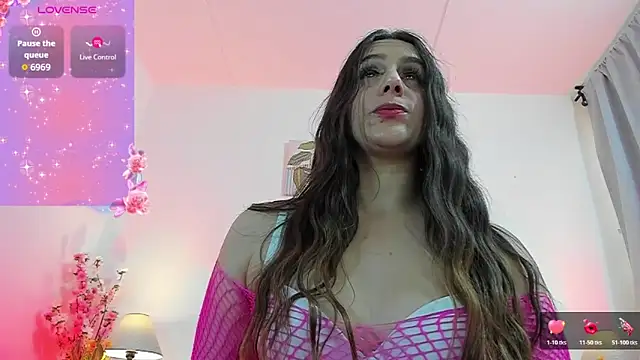 Snapshot of Samanthamillher10 chatting on 02.24.26 Samanthamillher10 online show from 02.24.26