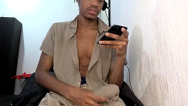 Skinnyblackman online show from 03.12.26