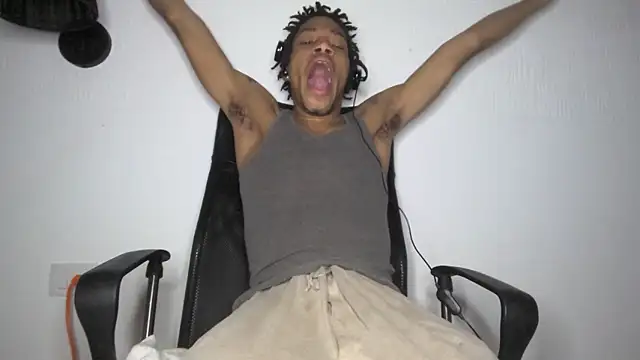 Skinnyblackman online show from 06.17.26