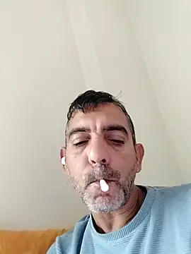 Snapshot of Egemen2245 chatting on 11.04.25 Egemen2245 online show from 11.04.25