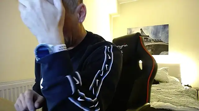 amydamarw online show from 04.11.26