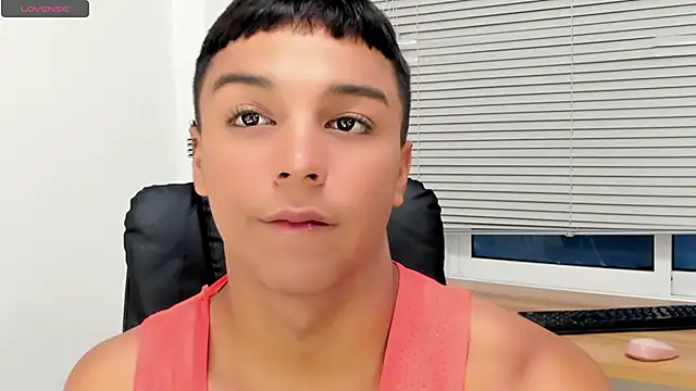 Seductivo jr online show from 12.04.25