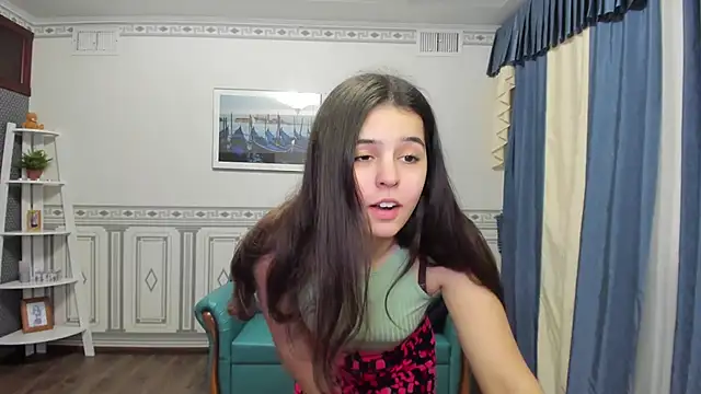 Molly Owens online show from 02.09.25