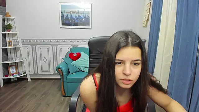 Molly Owens online show from 02.14.25