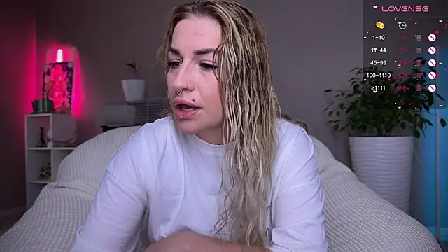 Tanya Acid online show from 10.16.25