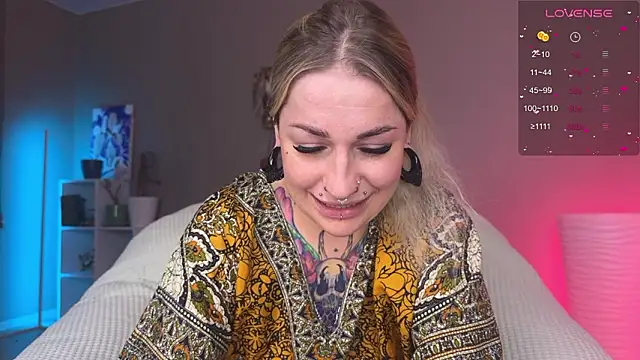 Tanya Acid online show from 03.05.26