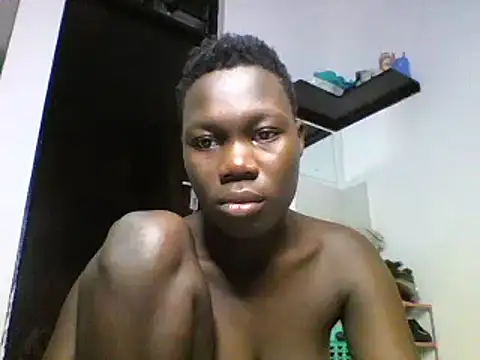 Snapshot of sexyqueen02 chatting on 12.31.24 sexyqueen02 online show from 12.31.24