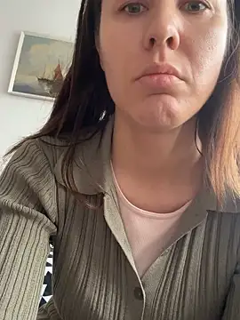 Sara darling online show from 11.19.25