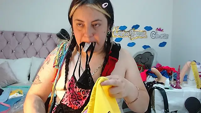 lanaqueen699 online show from 12.26.24