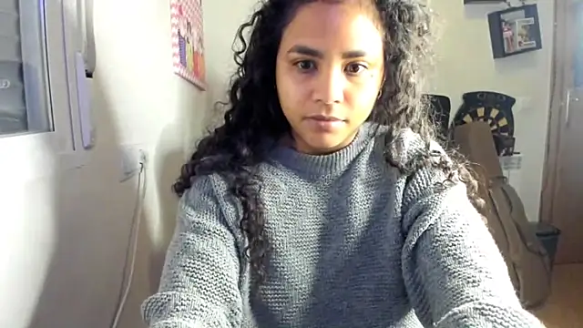 Snapshot of Ama_music chatting on 02.12.26 Ama music online show from 02.12.26