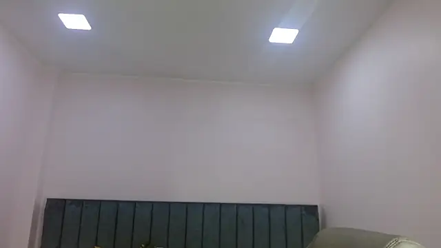 Snapshot of april_bunnyy chatting on 07.21.26 april bunnyy online show from 07.21.26