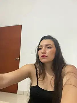 Snapshot of Sweetsex_valeria chatting on 03.07.25 Sweetsex valeria online show from 03.07.25