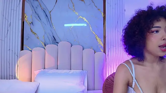 OSHUN  online show from 02.04.25