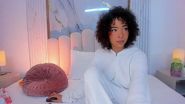 OSHUN  online show from 03.03.25