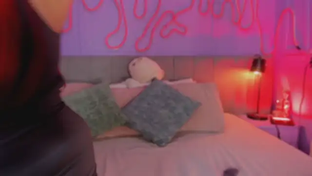 Mai higurashi online show from 11.10.25