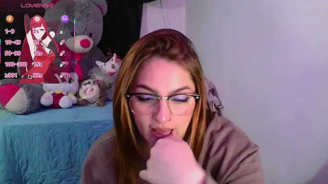 lucycherry   online show from 11.24.25