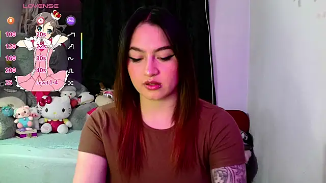 Snapshot of lucycherry__ chatting on 02.20.26 lucycherry online show from 02.20.26