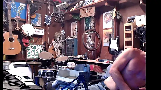 Snapshot of itsjameswebbscope chatting on 09.26.25 itsjameswebbscope online show from 09.26.25