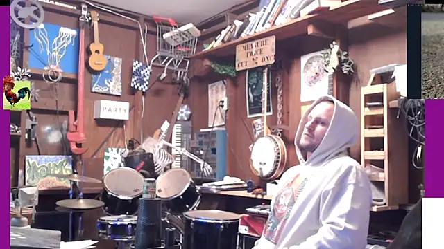 Snapshot of itsjameswebbscope chatting on 11.09.25 itsjameswebbscope online show from 11.09.25