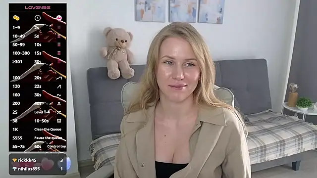 Snapshot of IsabelAllen chatting on 02.27.26 IsabelAllen online show from 02.27.26