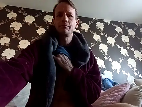 outdoorfun22 online show from 04.08.26