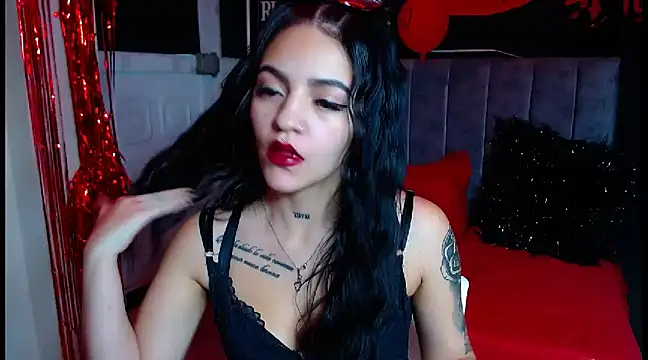 Violettasquirt online show from 03.19.25