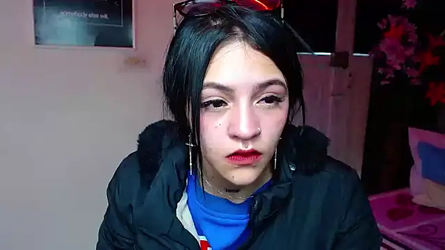 Violettasquirt online show from 01.13.26