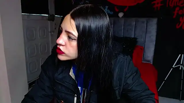 Violettasquirt online show from 03.19.26