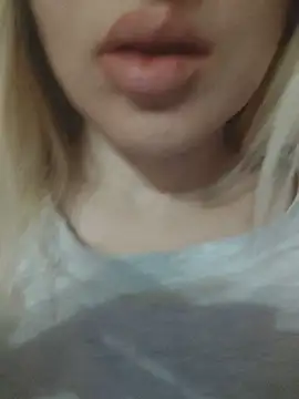 Linda 999 online show from 12.15.24