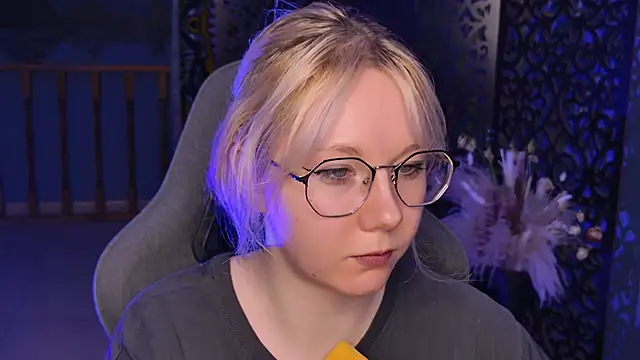 Snapshot of NancyMartinez chatting on 01.11.25 NancyMartinez online show from 01.11.25