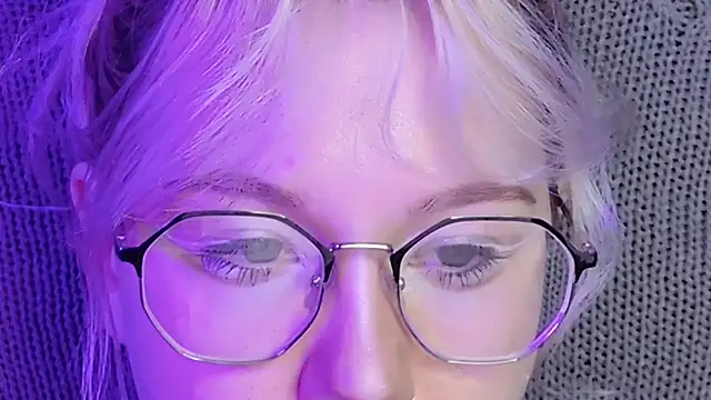 Snapshot of NancyMartinez chatting on 01.12.25 NancyMartinez online show from 01.12.25