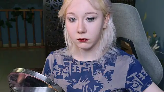 Snapshot of NancyMartinez chatting on 02.06.25 NancyMartinez online show from 02.06.25