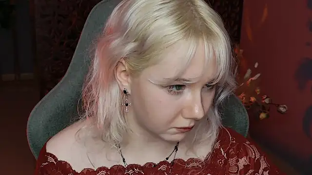 Snapshot of NancyMartinez chatting on 02.11.25 NancyMartinez online show from 02.11.25