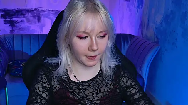 Snapshot of NancyMartinez chatting on 02.12.25 NancyMartinez online show from 02.12.25