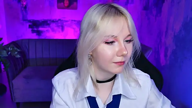 Snapshot of NancyMartinez chatting on 02.28.25 NancyMartinez online show from 02.28.25