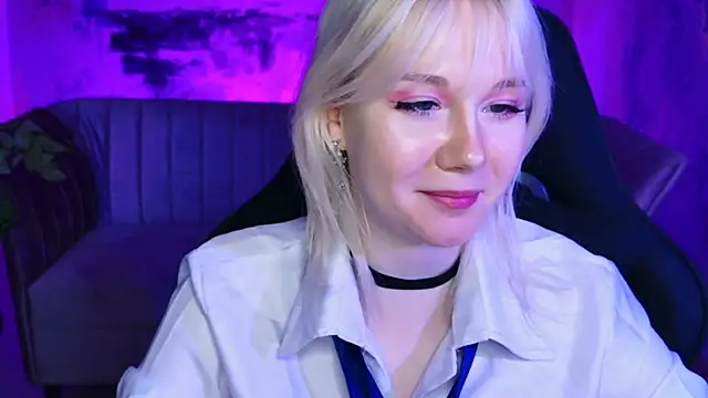 Snapshot of NancyMartinez chatting on 02.28.25 NancyMartinez online show from 02.28.25