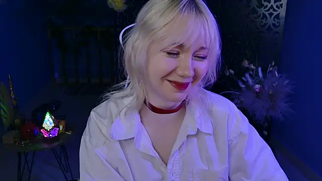 Snapshot of NancyMartinez chatting on 03.04.25 NancyMartinez online show from 03.04.25