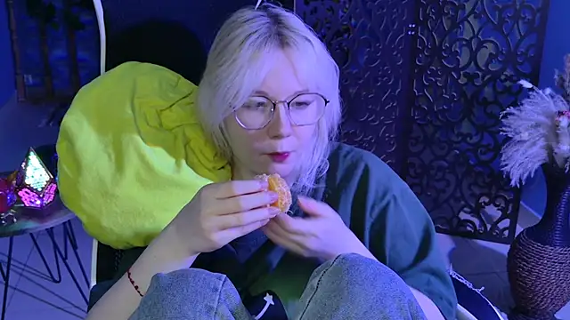 Snapshot of NancyMartinez chatting on 03.07.25 NancyMartinez online show from 03.07.25