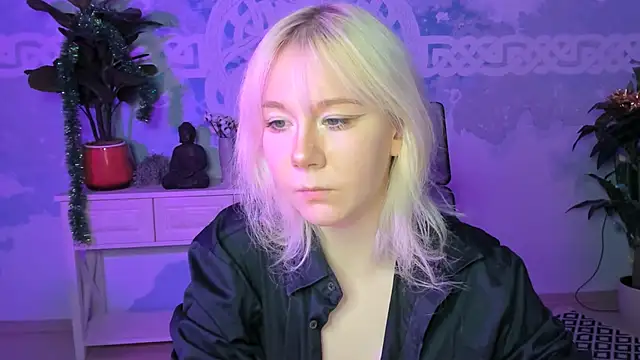 Snapshot of NancyMartinez chatting on 03.15.25 NancyMartinez online show from 03.15.25