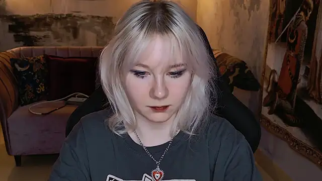 Snapshot of NancyMartinez chatting on 03.18.25 NancyMartinez online show from 03.18.25