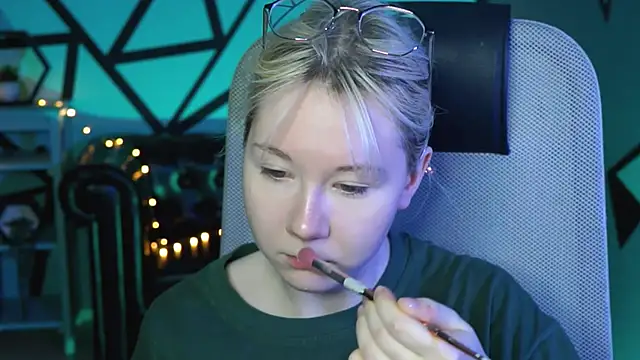 Snapshot of NancyMartinez chatting on 03.21.25 NancyMartinez online show from 03.21.25