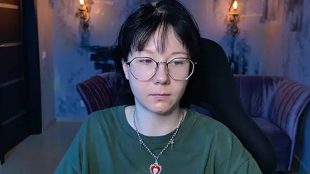 Snapshot of NancyMartinez chatting on 09.09.25 NancyMartinez online show from 09.09.25