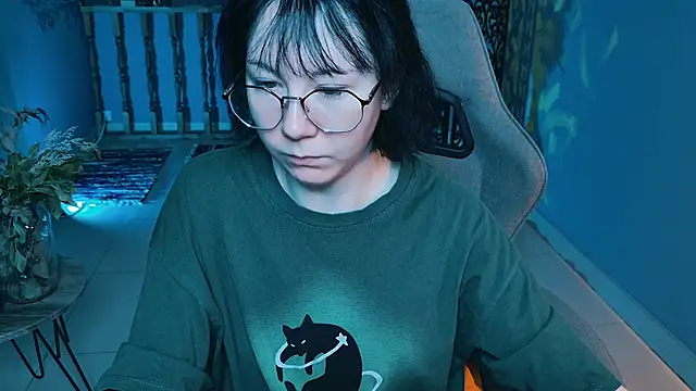 Snapshot of NancyMartinez chatting on 09.12.25 NancyMartinez online show from 09.12.25