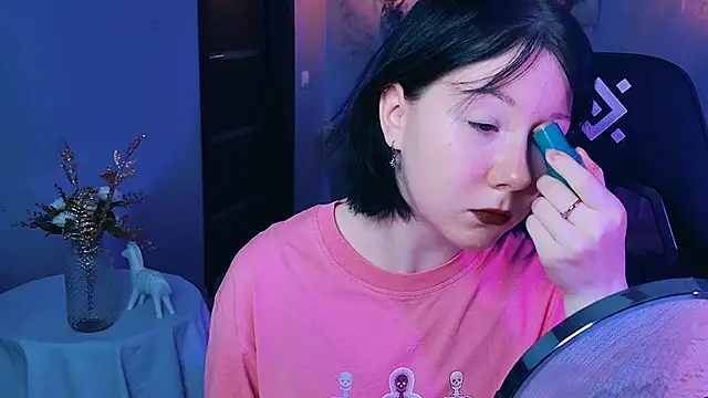 Snapshot of NancyMartinez chatting on 10.02.25 NancyMartinez online show from 10.02.25